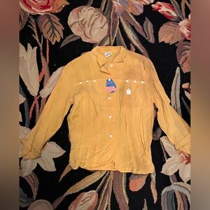 Vibrant Yellow Casual 1950’s store stock Button Down Shirt with Textured Fabric